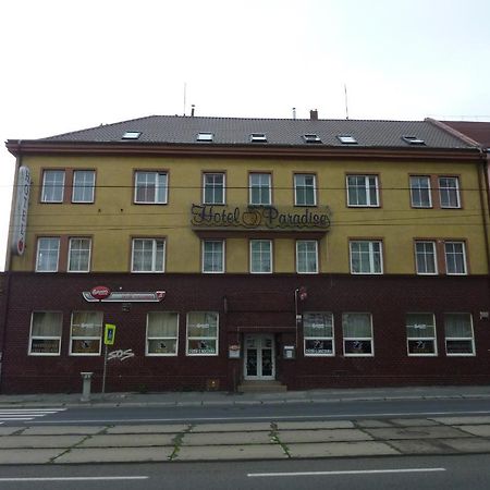 Hotel Paradise Ostrava Esterno foto