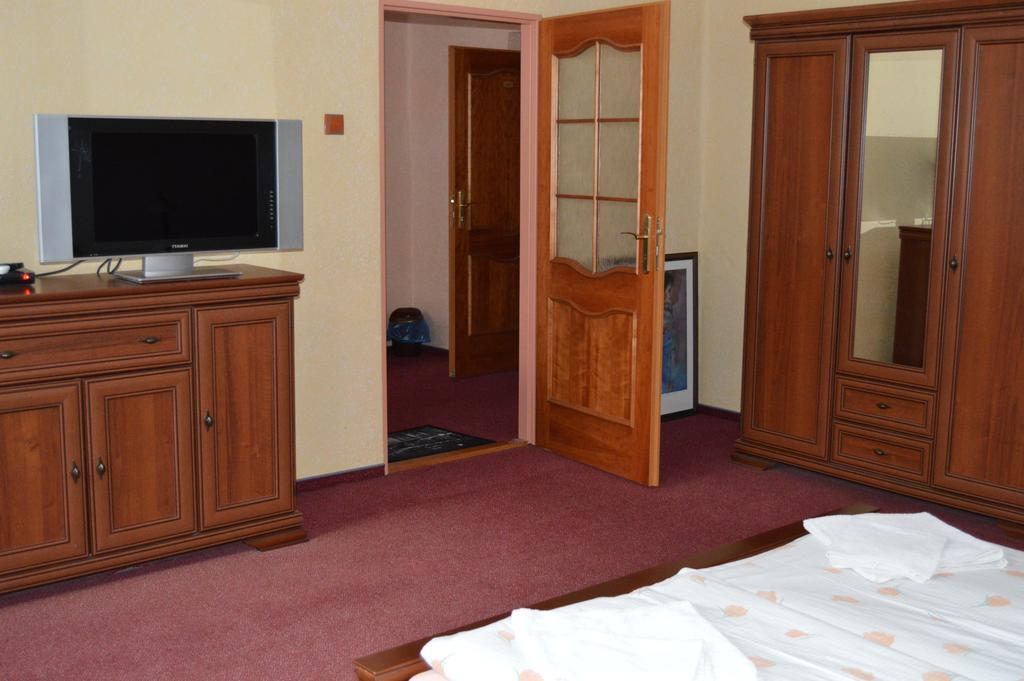 Hotel Paradise Ostrava Camera foto